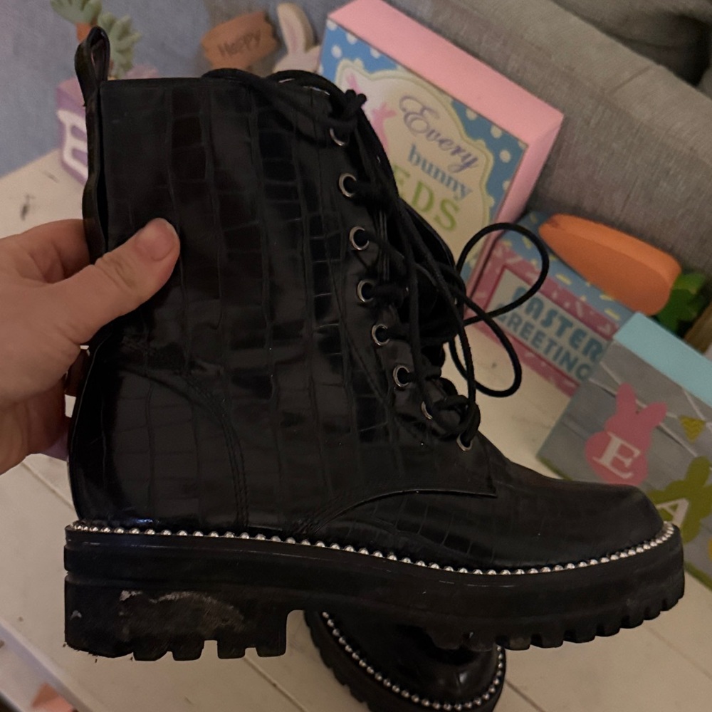 Black Lace-Up Platform Combat Boots Womans 6.5 - Picture 5 of 7